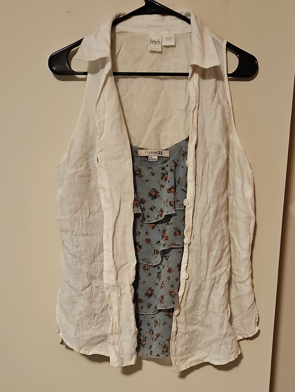 Forever 21 White Linen Shell with Blue Floral Ruffle Insert